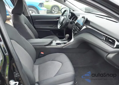 2022 Toyota Camry Le Hybrid from USA, damaged, VIN 4T1C31AK2NU599182